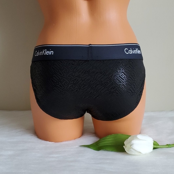 CALVIN KLEIN PANTY SIZE S - Picture 2 of 4